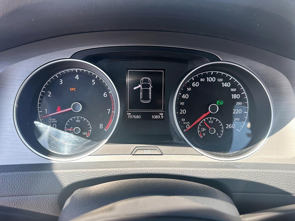2016 Volkswagen Golf 5-Dr 1.8T Comfortline 6sp at w/Tip in Stratford, Ontario - 13 - w1024h768px