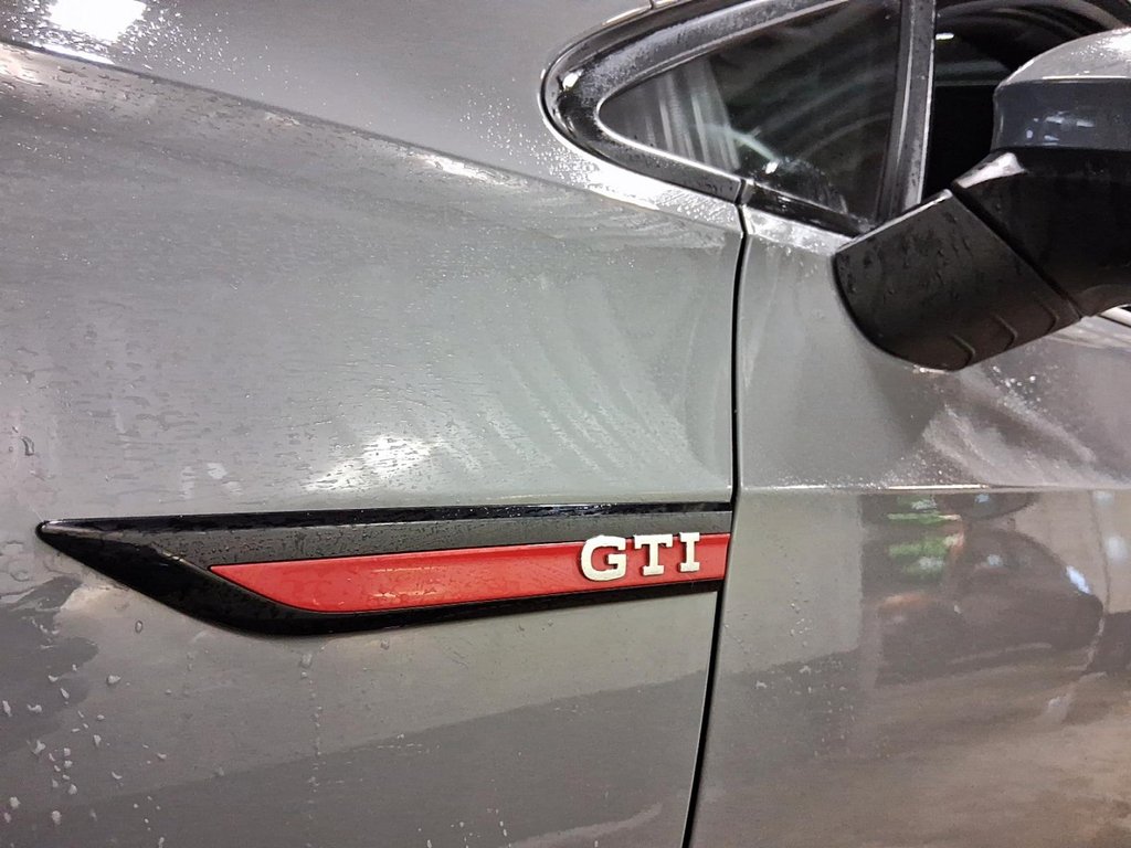 2023 Volkswagen GTI 2.0 T Autobahn 6Sp in Stratford, Ontario - 9 - w1024h768px