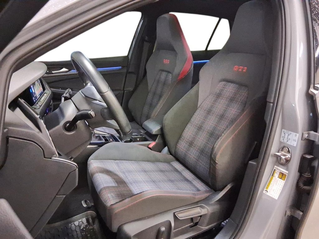 2023 Volkswagen GTI 2.0 T Autobahn 6Sp in Stratford, Ontario - 10 - w1024h768px