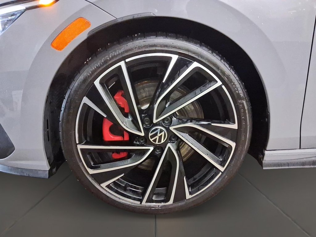 2023 Volkswagen GTI 2.0 T Autobahn 6Sp in Stratford, Ontario - 8 - w1024h768px