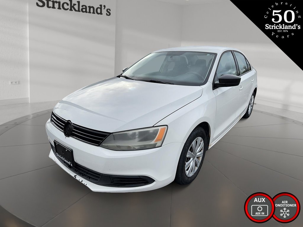 2013  Jetta Trendline plus 2.0 5sp in Stratford, Ontario - 1 - w1024h768px