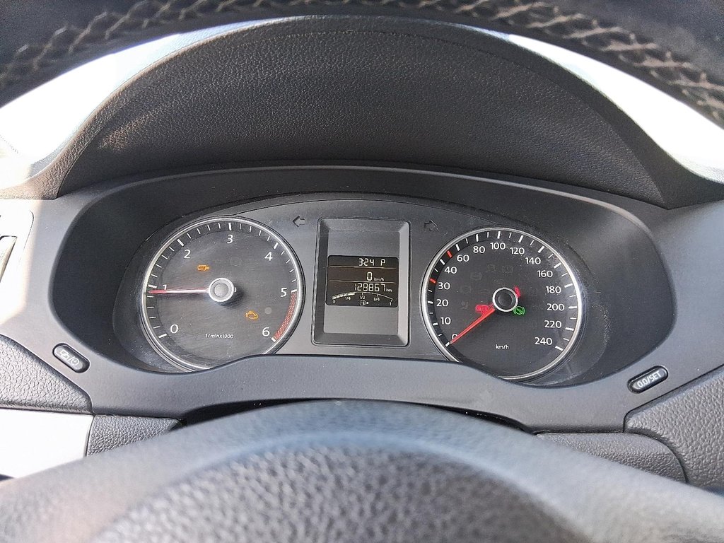 2013 Volkswagen Jetta Comfortline 2.0 TDI 6sp DSG at w/Tip in Stratford, Ontario - 14 - w1024h768px