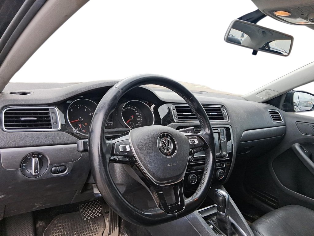 2017 Volkswagen Jetta Highline 1.8T 6sp at w/Tip in Stratford, Ontario - 9 - w1024h768px