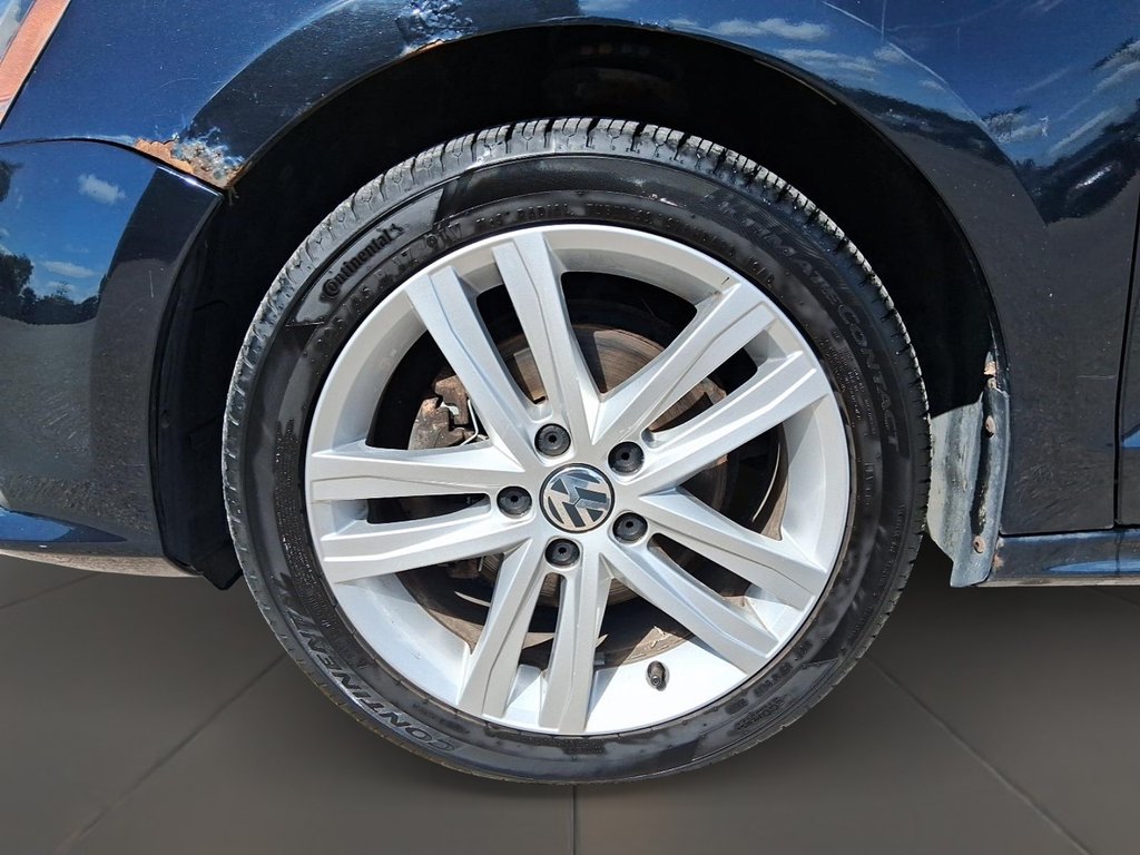 2017 Volkswagen Jetta Highline 1.8T 6sp at w/Tip in Stratford, Ontario - 7 - w1024h768px