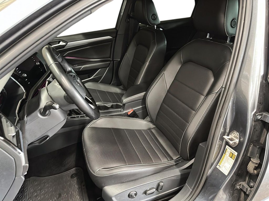 2022 Volkswagen Jetta Comfortline 1.5 T 8Sp at w/Tip in Stratford, Ontario - 8 - w1024h768px