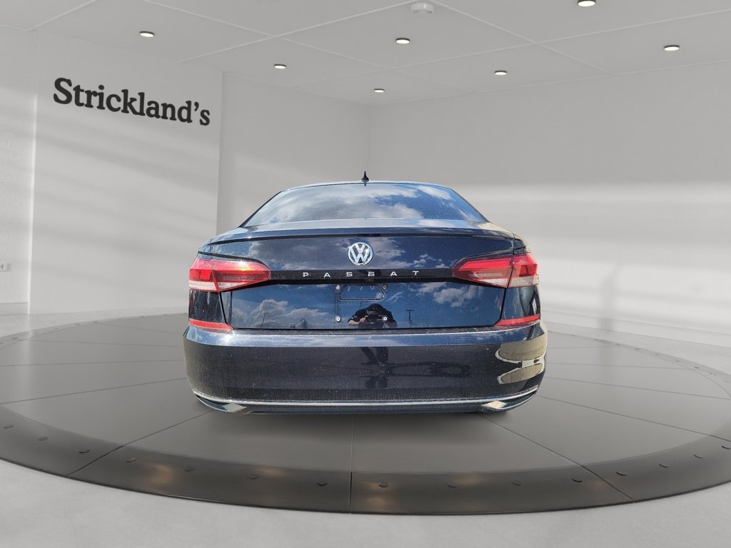 2020 Volkswagen Passat Comfortline 2.0T 6sp at w/Tip in Stratford, Ontario - 3 - w1024h768px