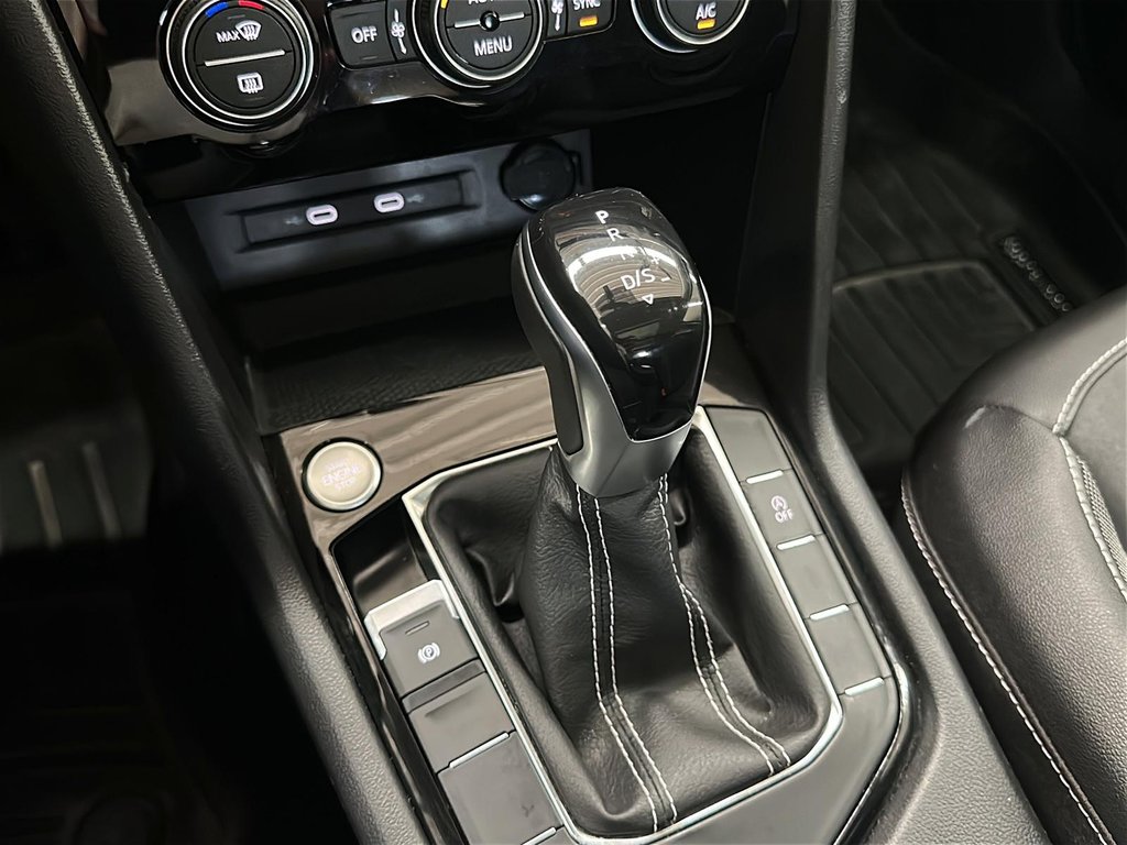 2023 Volkswagen Taos Comfortline 1.5T 7sp at DSG w/ Tip 4M in Stratford, Ontario - 14 - w1024h768px