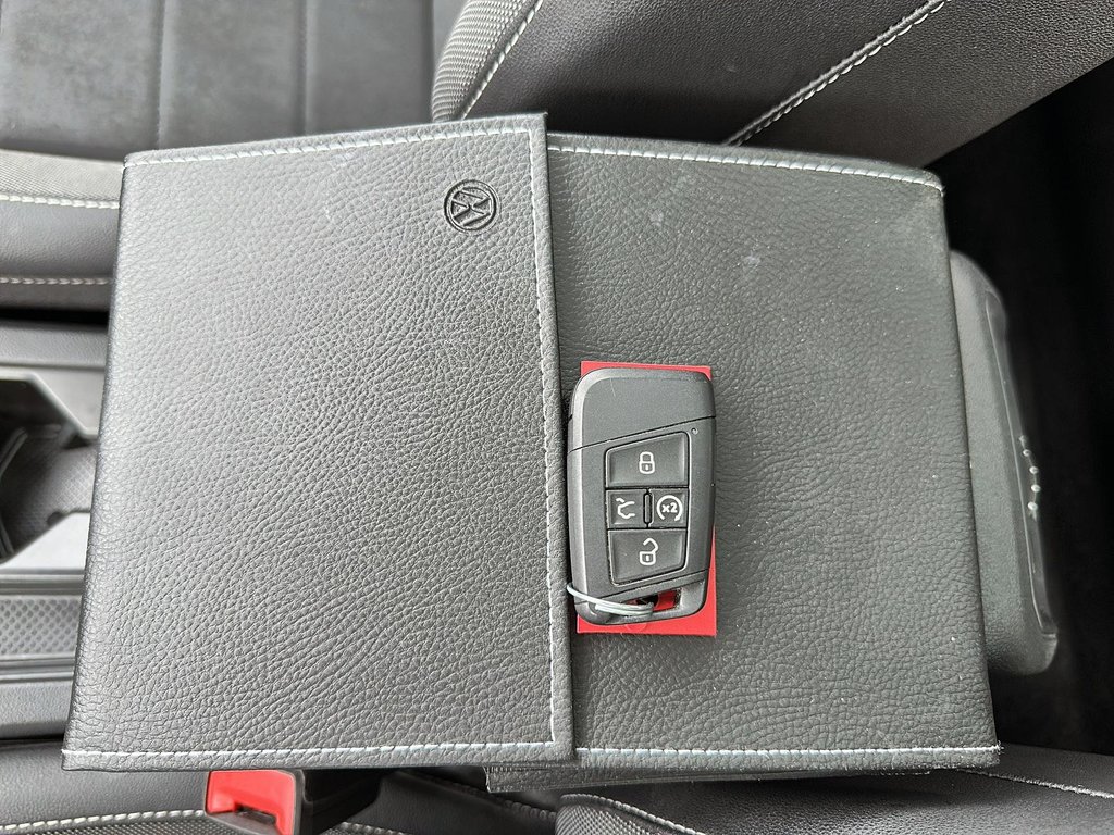 2024 Volkswagen Taos Comfortline 1.5T 8sp w/ Tip FWD in Stratford, Ontario - 15 - w1024h768px