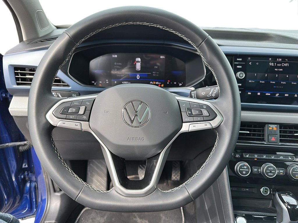 2024 Volkswagen Taos Comfortline 1.5T 8sp w/ Tip FWD in Stratford, Ontario - 11 - w1024h768px