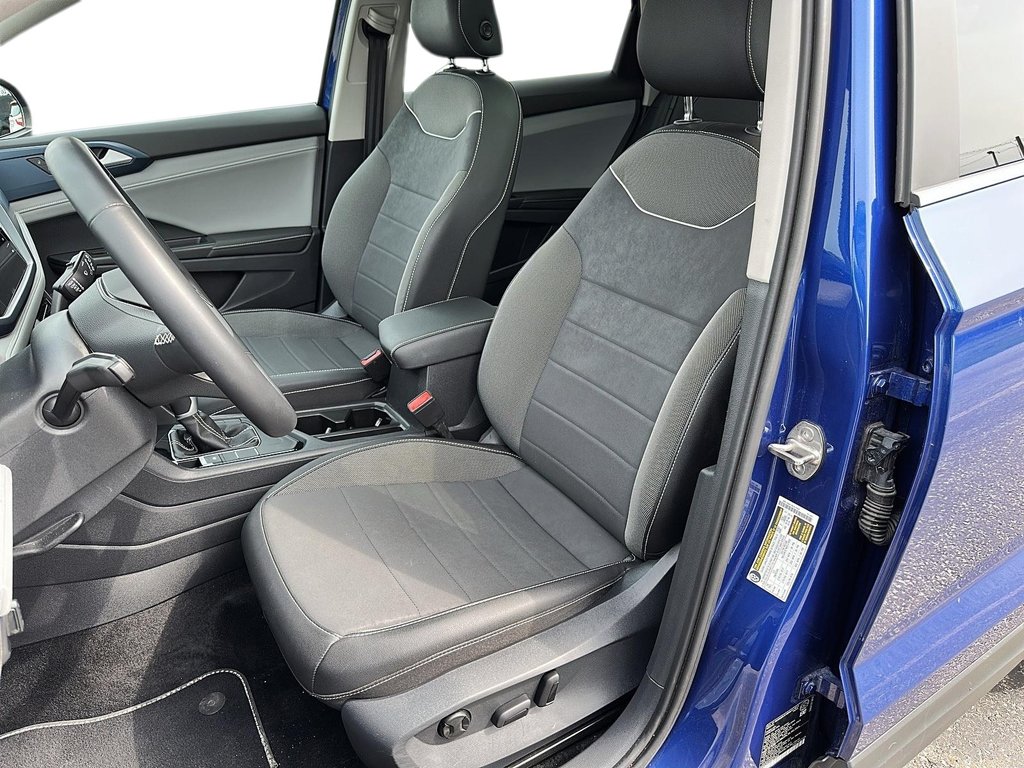 2024 Volkswagen Taos Comfortline 1.5T 8sp w/ Tip FWD in Stratford, Ontario - 8 - w1024h768px