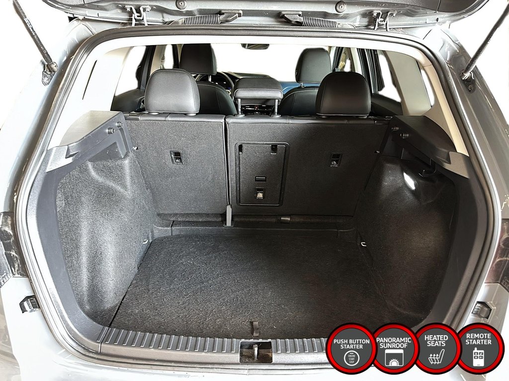 2024 Volkswagen Taos Comfortline 1.5T 8sp w/ Tip FWD in Stratford, Ontario - 6 - w1024h768px