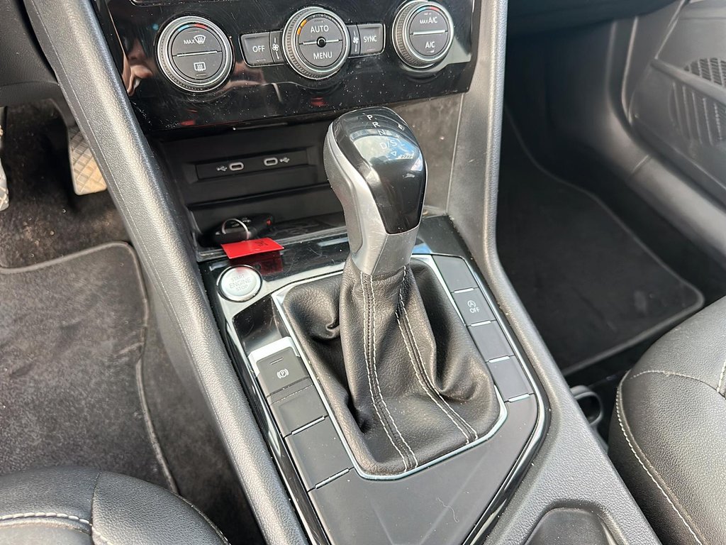 2024 Volkswagen Taos Comfortline 1.5T 8sp w/ Tip FWD in Stratford, Ontario - 14 - w1024h768px