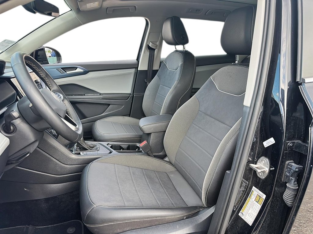 2024 Volkswagen Taos Comfortline 1.5T 8sp w/ Tip FWD in Stratford, Ontario - 8 - w1024h768px