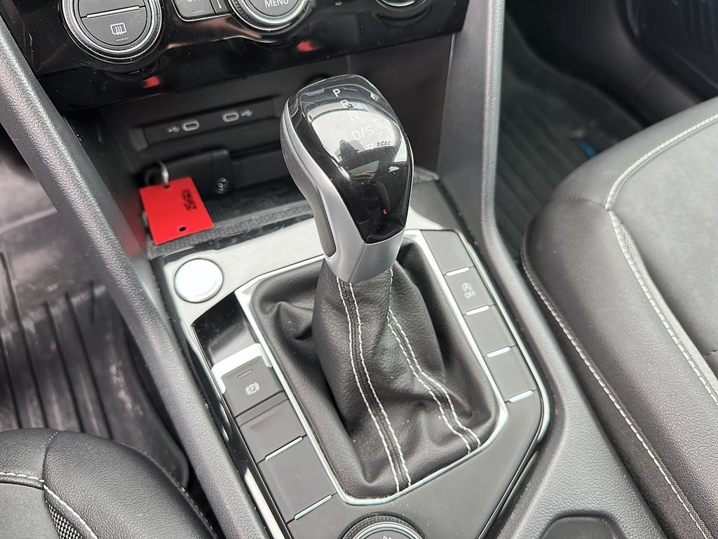 2024 Volkswagen Taos Comfortline 1.5T 7sp at DSG w/ Tip 4M in Stratford, Ontario - 14 - w1024h768px