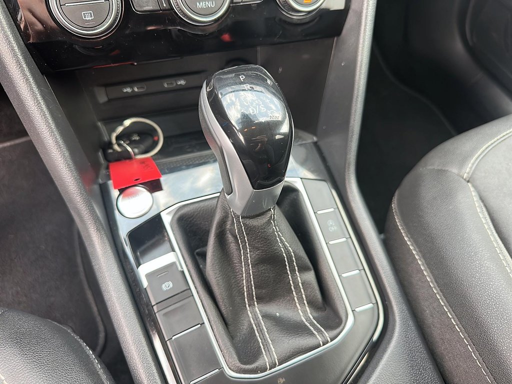 2024 Volkswagen Taos Comfortline 1.5T 7sp at DSG w/ Tip 4M in Stratford, Ontario - 14 - w1024h768px