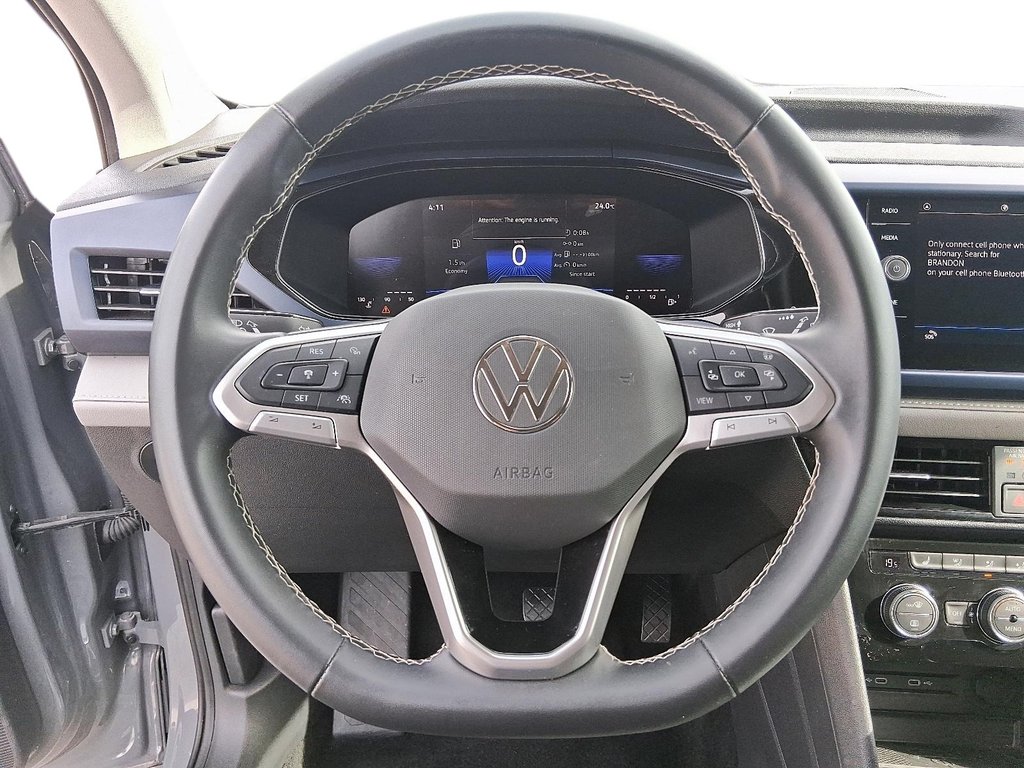 2024 Volkswagen Taos Comfortline 1.5T 8sp w/ Tip FWD in Stratford, Ontario - 11 - w1024h768px