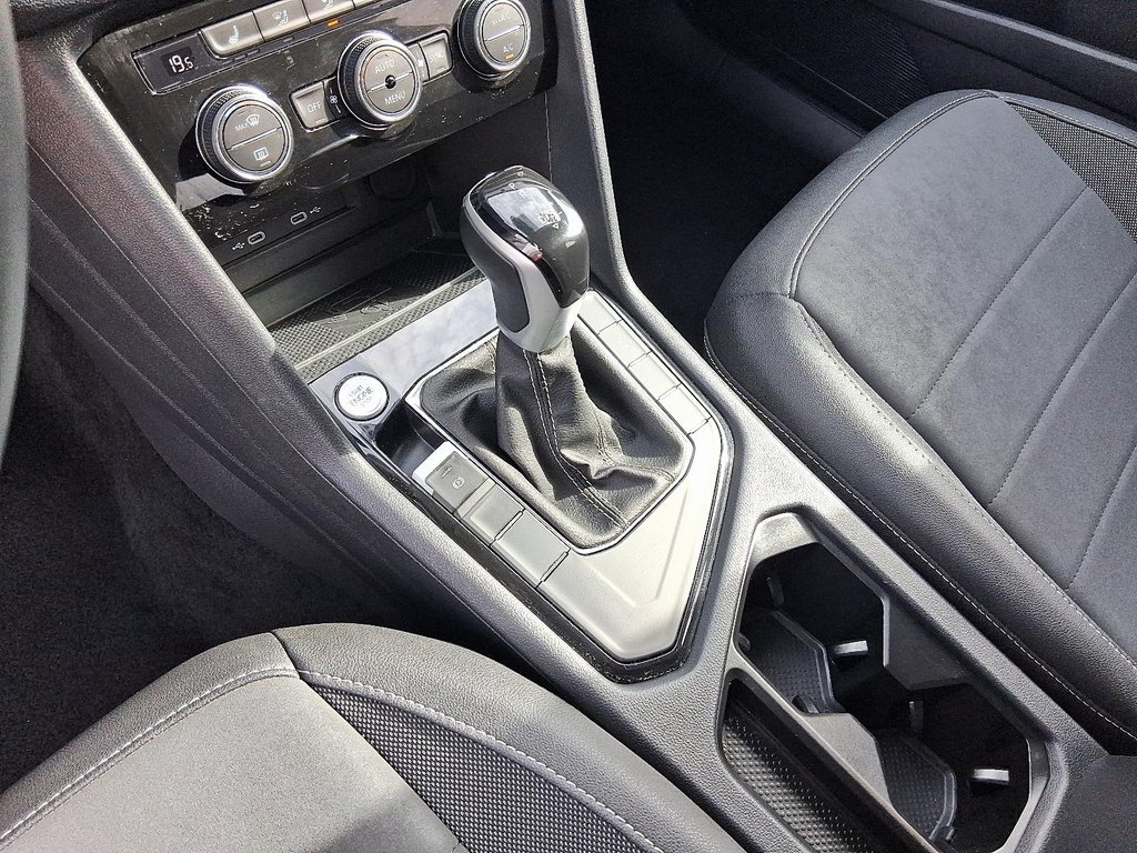 2024 Volkswagen Taos Comfortline 1.5T 8sp w/ Tip FWD in Stratford, Ontario - 14 - w1024h768px