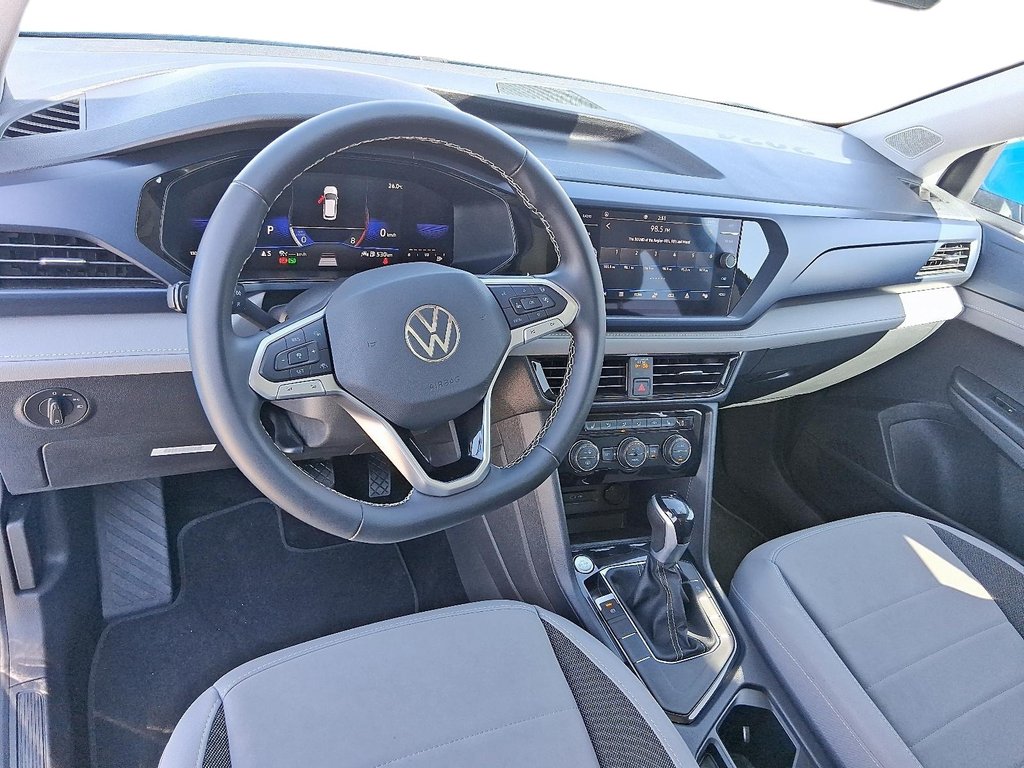 2024 Volkswagen Taos Comfortline 1.5T 8sp w/ Tip FWD in Stratford, Ontario - 9 - w1024h768px