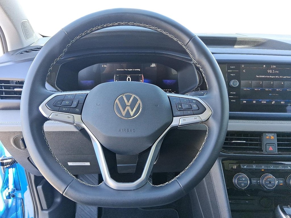 2024 Volkswagen Taos Comfortline 1.5T 8sp w/ Tip FWD in Stratford, Ontario - 11 - w1024h768px