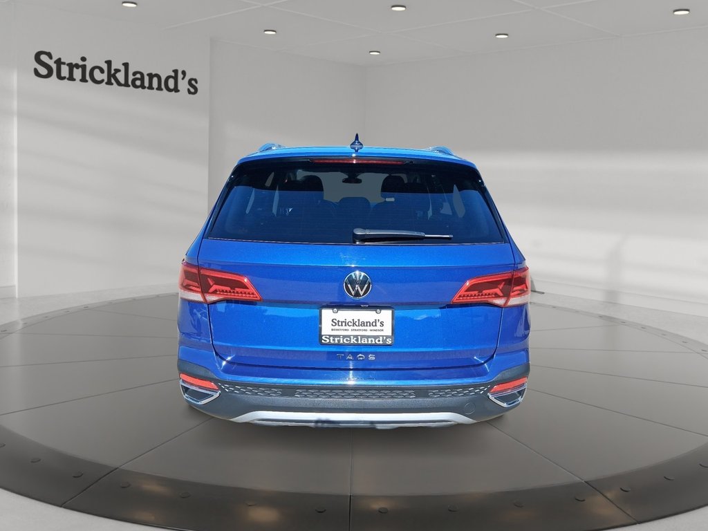2024 Volkswagen Taos Comfortline 1.5T 8sp w/ Tip FWD in Stratford, Ontario - 3 - w1024h768px