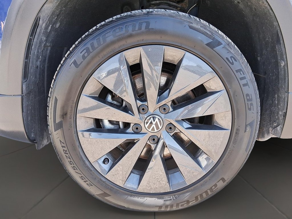 2024 Volkswagen Taos Comfortline 1.5T 8sp w/ Tip FWD in Stratford, Ontario - 7 - w1024h768px