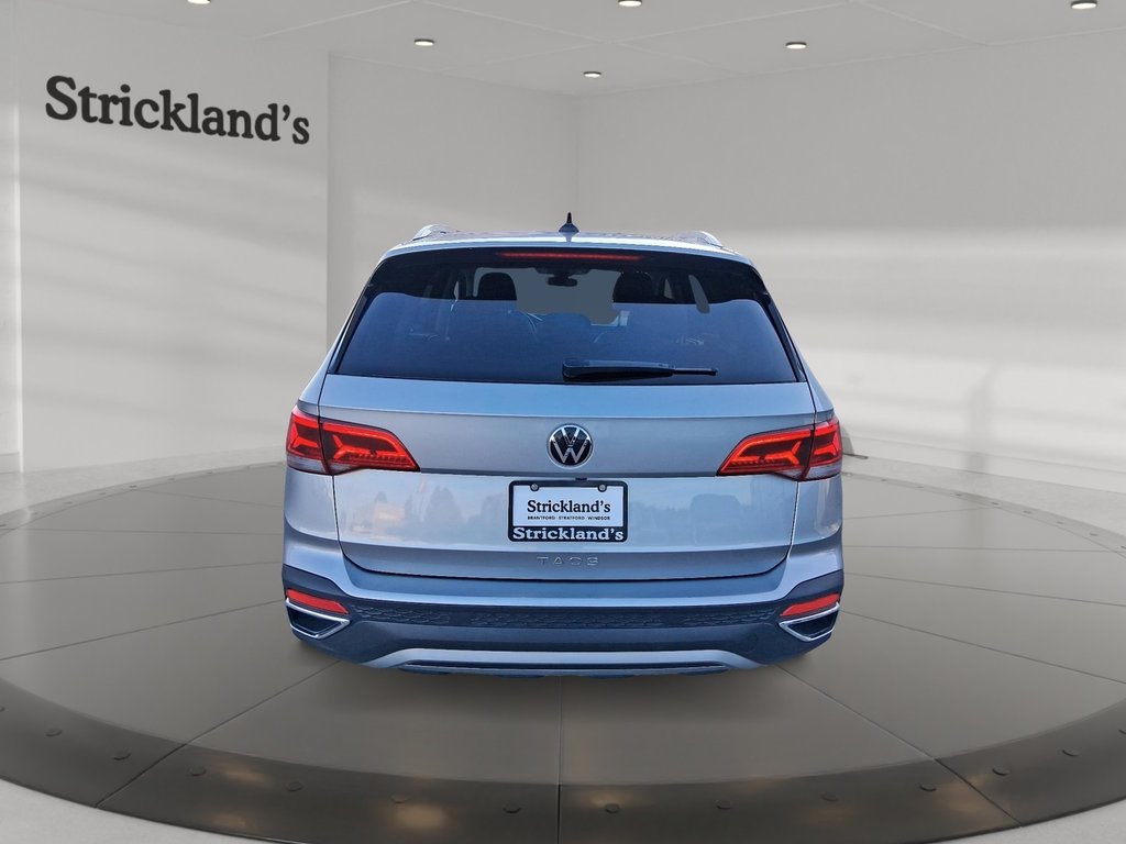 2024 Volkswagen Taos Comfortline 1.5T 8sp w/ Tip FWD in Stratford, Ontario - 3 - w1024h768px