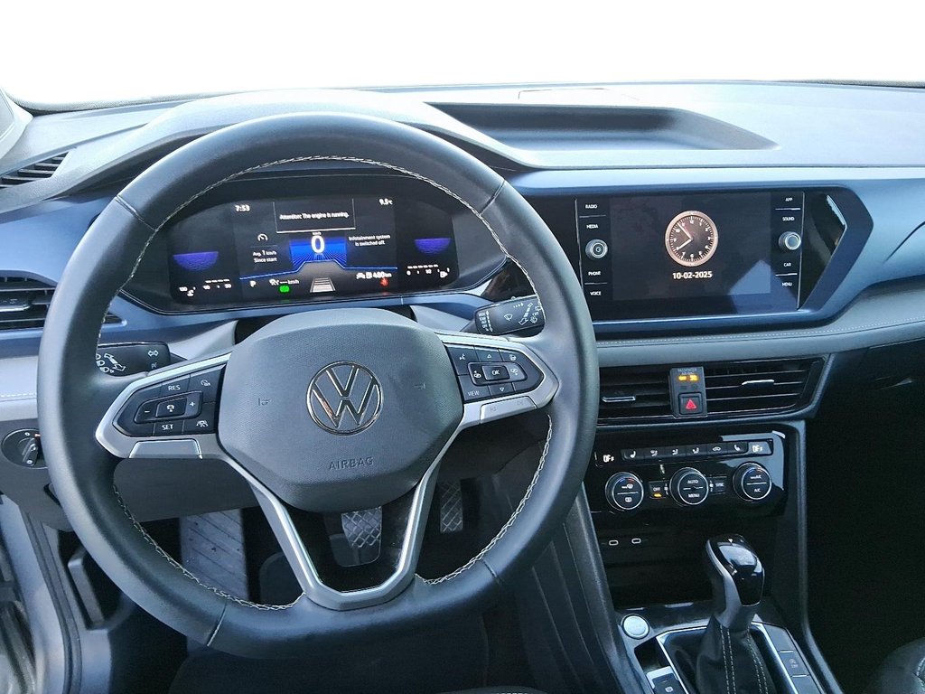 2024 Volkswagen Taos Comfortline 1.5T 8sp w/ Tip FWD in Stratford, Ontario - 14 - w1024h768px