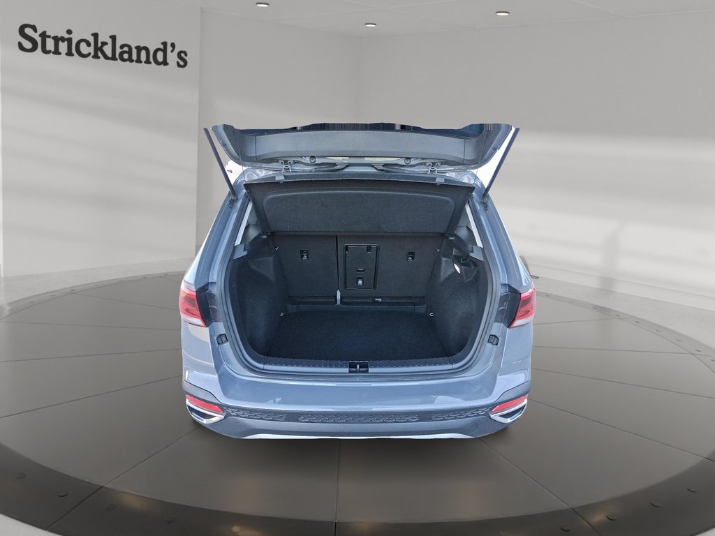 2024 Volkswagen Taos Comfortline 1.5T 8sp w/ Tip FWD in Stratford, Ontario - 6 - w1024h768px