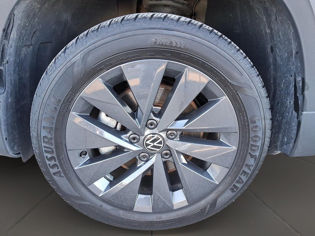 2024 Volkswagen Taos Comfortline 1.5T 8sp w/ Tip FWD in Stratford, Ontario - 8 - w1024h768px
