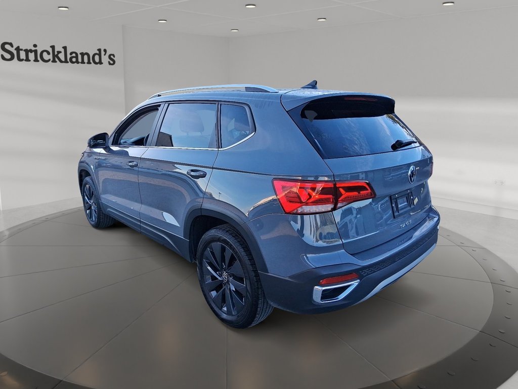 2024 Volkswagen Taos Comfortline 1.5T 8sp w/ Tip FWD in Stratford, Ontario - 4 - w1024h768px