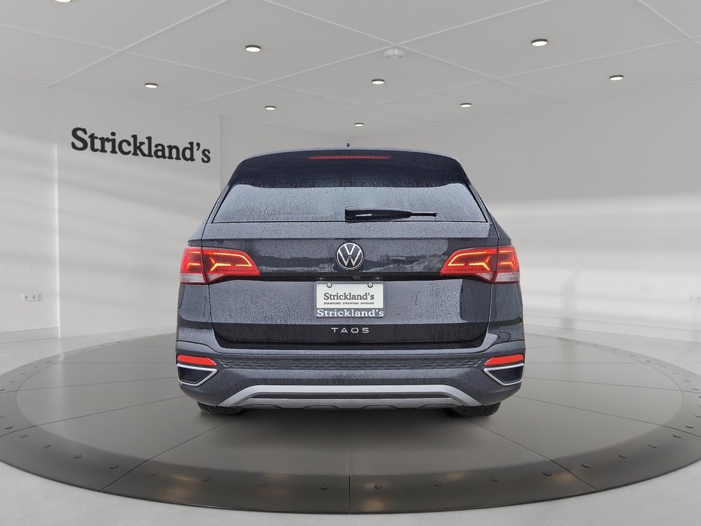 2024 Volkswagen Taos Comfortline 1.5T 8sp w/ Tip FWD in Stratford, Ontario - 3 - w1024h768px