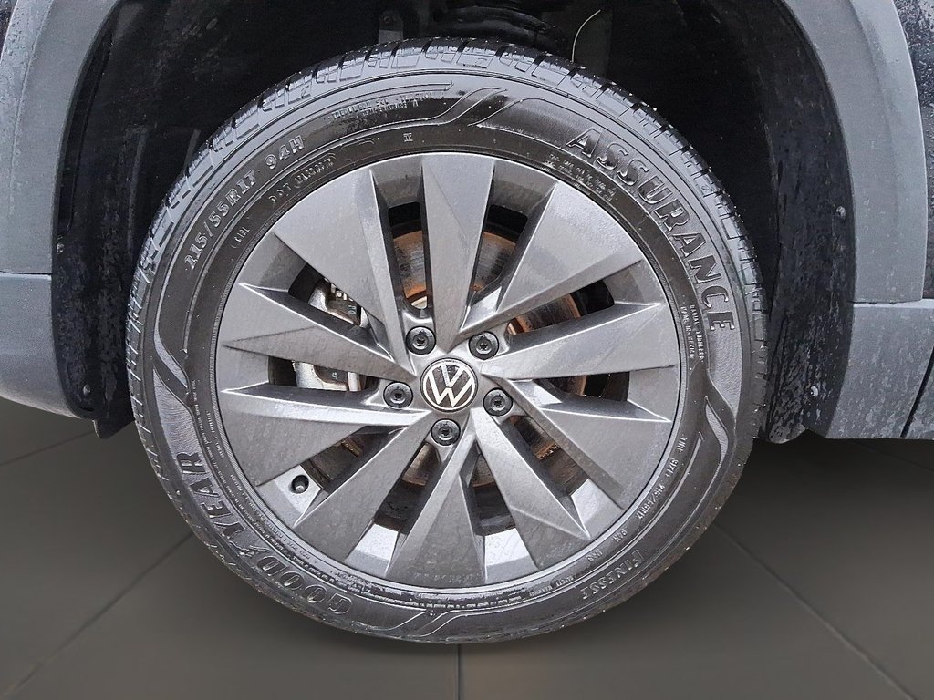 2024 Volkswagen Taos Comfortline 1.5T 8sp w/ Tip FWD in Stratford, Ontario - 7 - w1024h768px