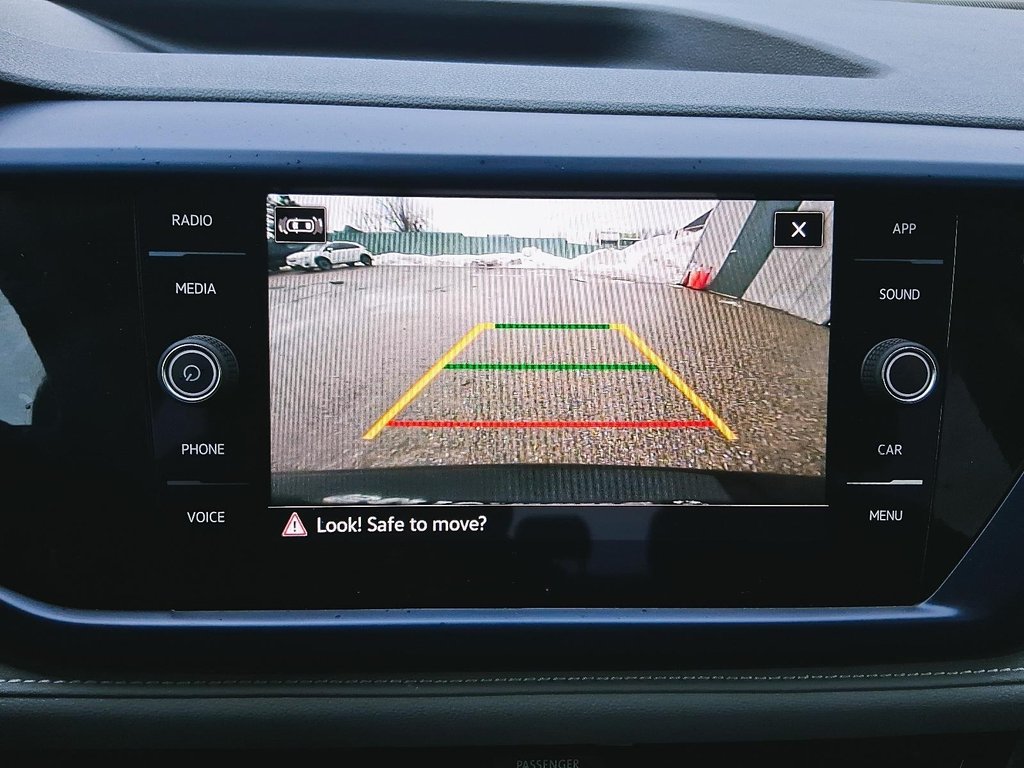 2024 Volkswagen Taos Comfortline 1.5T 8sp w/ Tip FWD in Stratford, Ontario - 19 - w1024h768px