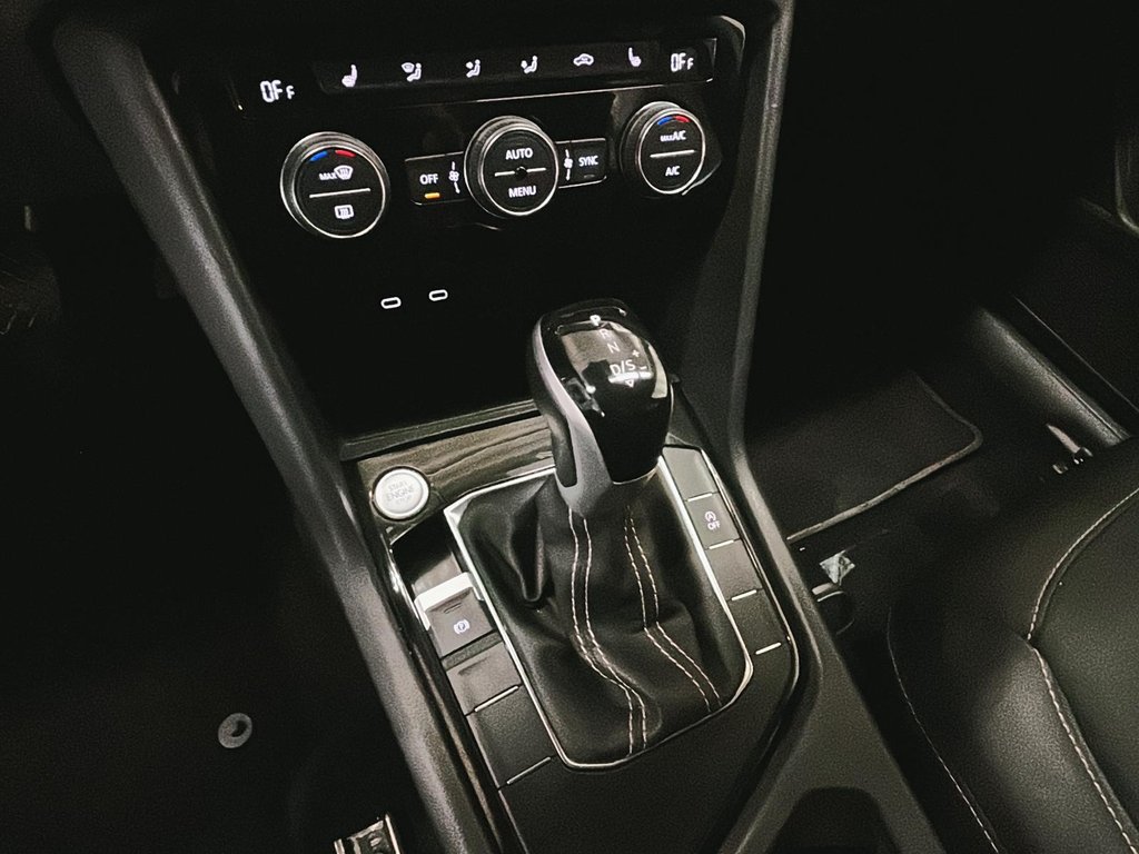 2024 Volkswagen Taos Comfortline 1.5T 8sp w/ Tip FWD in Stratford, Ontario - 14 - w1024h768px