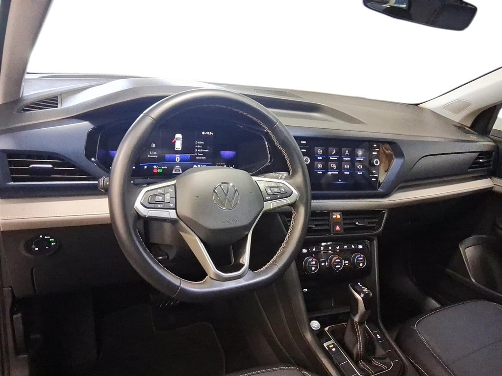 2024 Volkswagen Taos Comfortline 1.5T 8sp w/ Tip FWD in Stratford, Ontario - 10 - w1024h768px