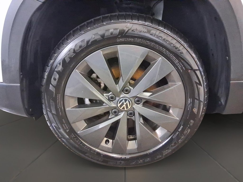 2024 Volkswagen Taos Comfortline 1.5T 8sp w/ Tip FWD in Stratford, Ontario - 7 - w1024h768px