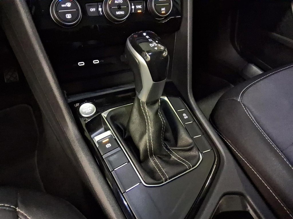 2024 Volkswagen Taos Comfortline 1.5T 8sp w/ Tip FWD in Stratford, Ontario - 16 - w1024h768px