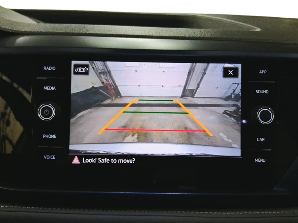 2024 Volkswagen Taos Comfortline 1.5T 8sp w/ Tip FWD in Stratford, Ontario - 17 - w1024h768px