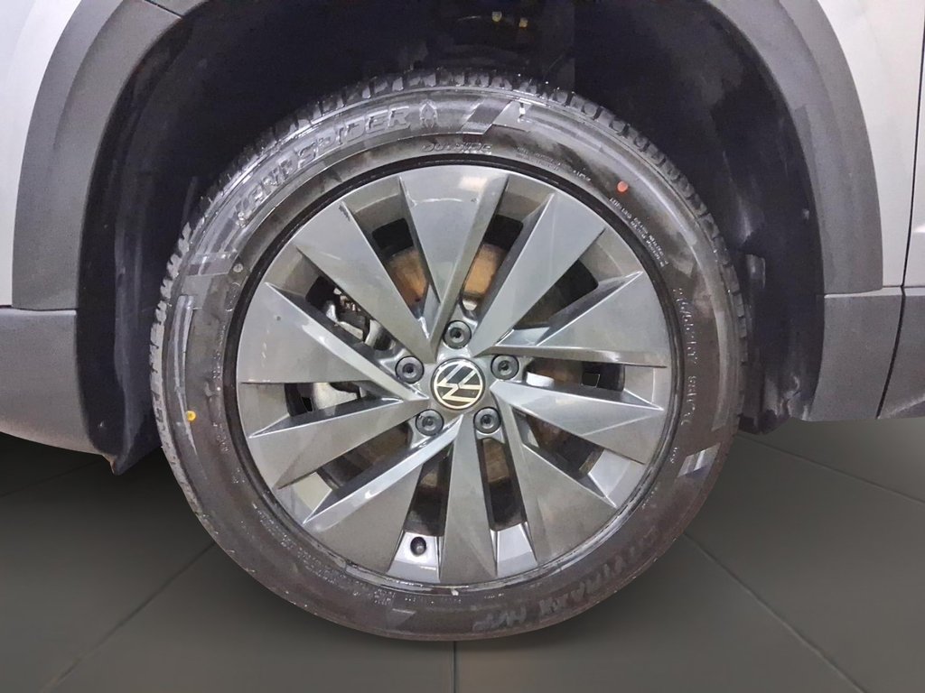2024 Volkswagen Taos Comfortline 1.5T 8sp w/ Tip FWD in Stratford, Ontario - 7 - w1024h768px