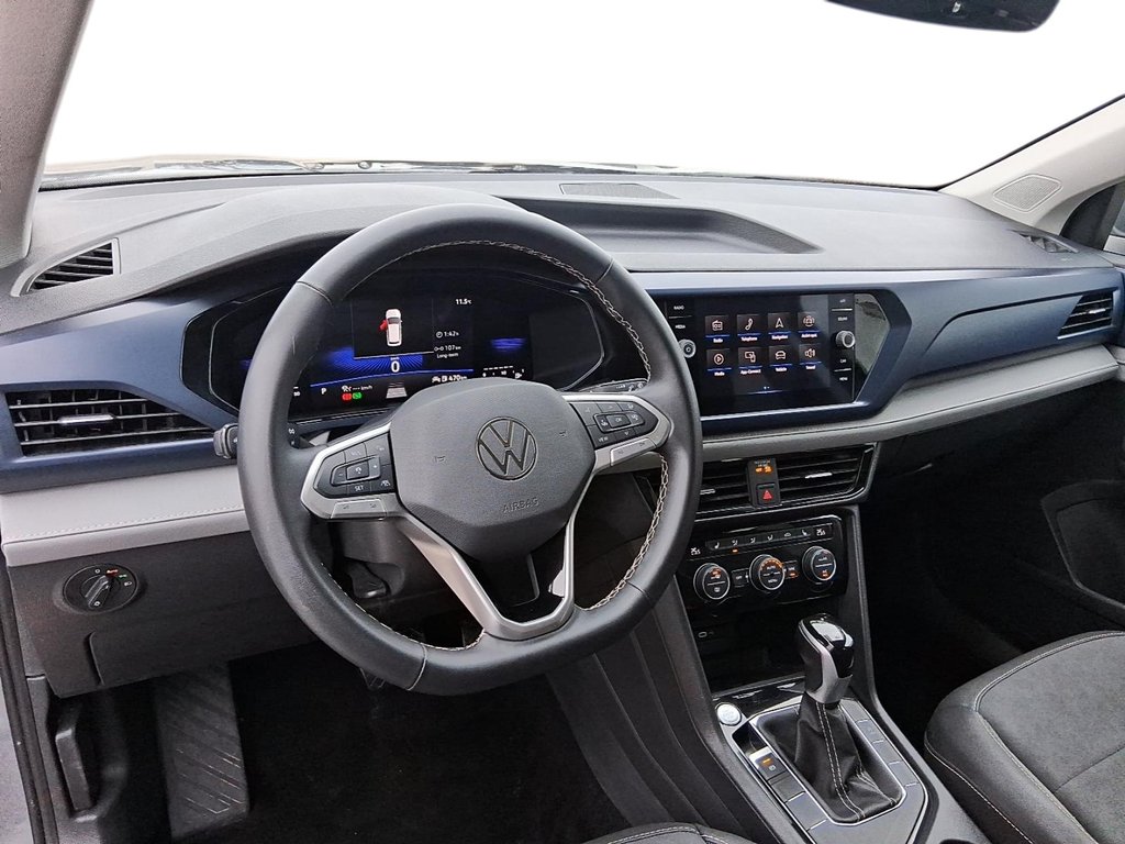 2024 Volkswagen Taos Comfortline 1.5T 8sp w/ Tip FWD in Stratford, Ontario - 11 - w1024h768px