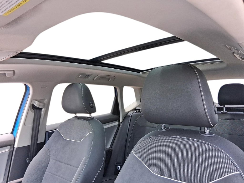 2024 Volkswagen Taos Comfortline 1.5T 8sp w/ Tip FWD in Stratford, Ontario - 17 - w1024h768px