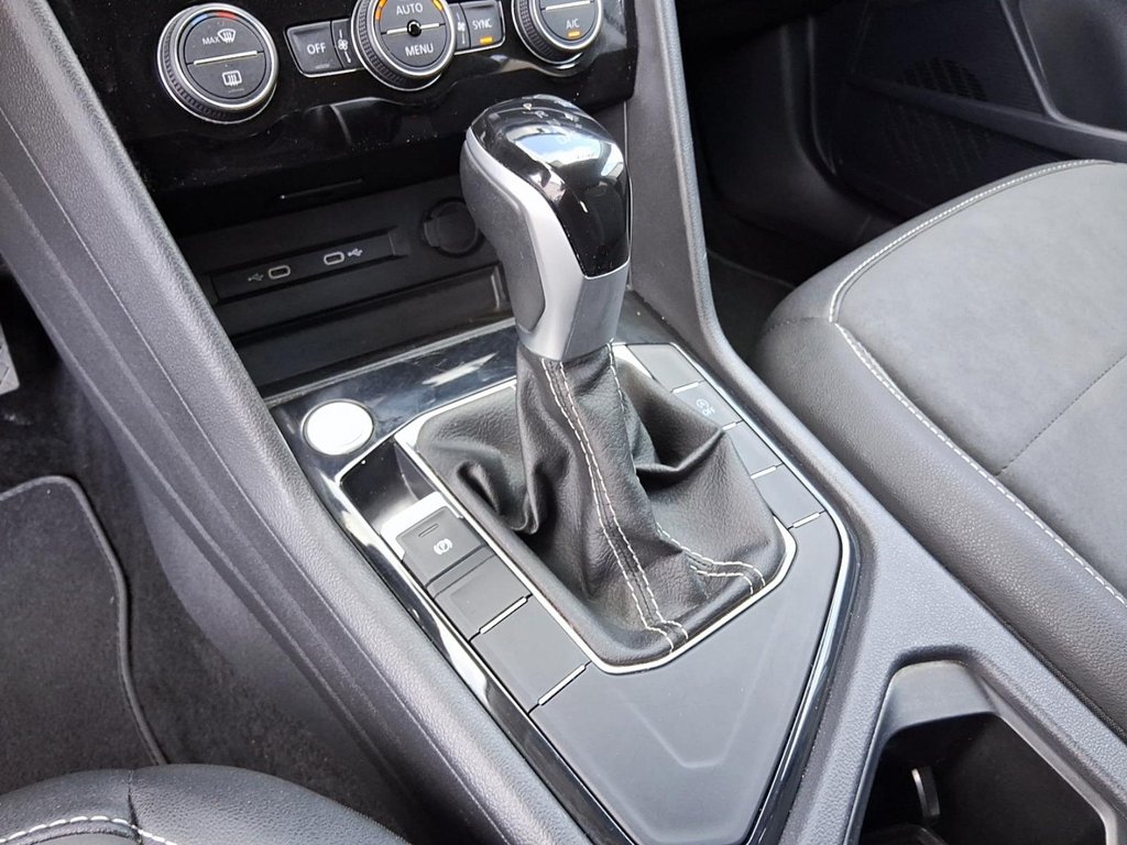 2024 Volkswagen Taos Comfortline 1.5T 8sp w/ Tip FWD in Stratford, Ontario - 16 - w1024h768px