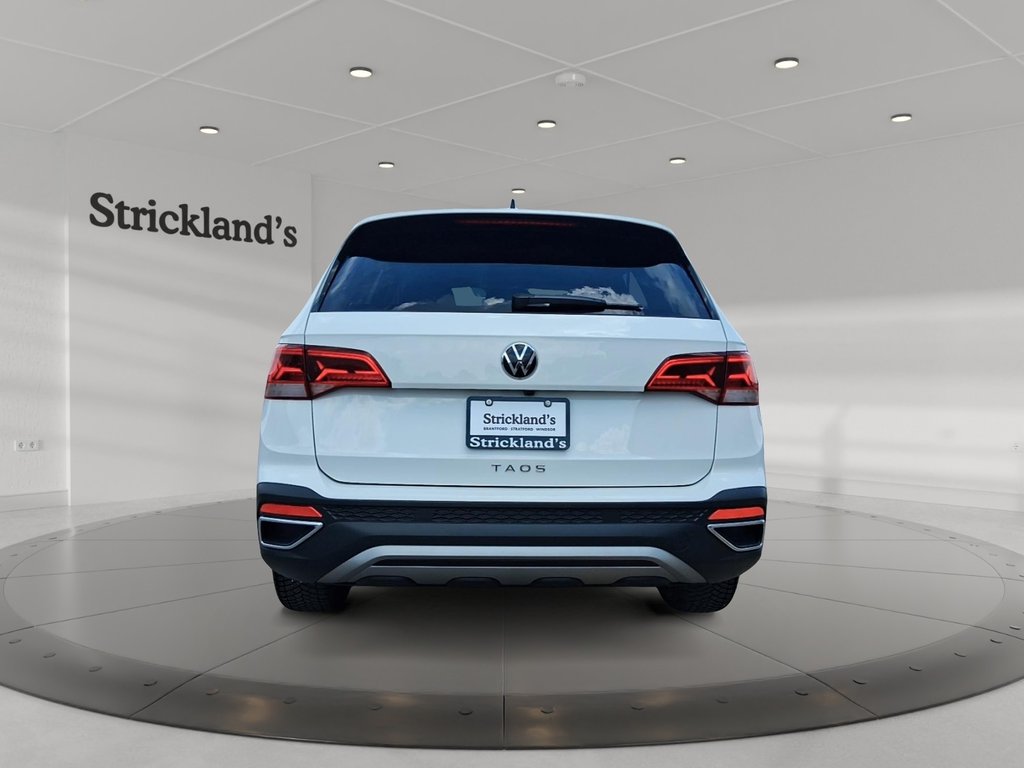 2024 Volkswagen Taos Comfortline 1.5T 8sp w/ Tip FWD in Stratford, Ontario - 3 - w1024h768px
