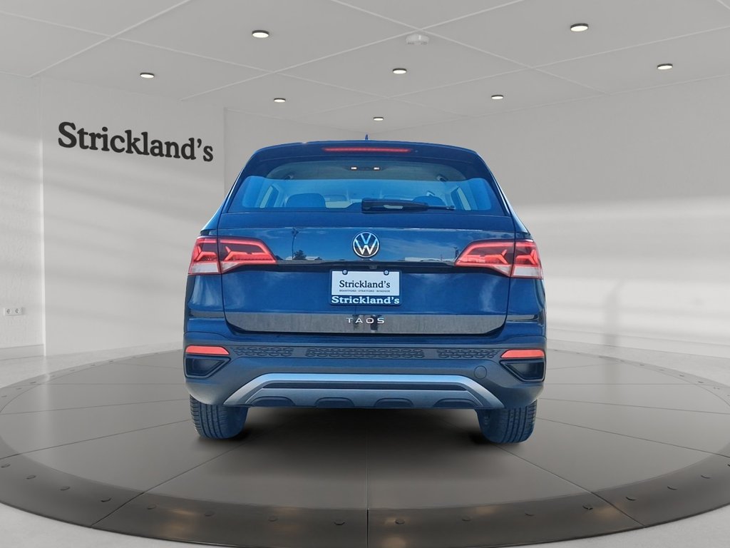 2024 Volkswagen Taos Trendline 1.5T 7sp at DSG w/ Tip 4M in Stratford, Ontario - 3 - w1024h768px
