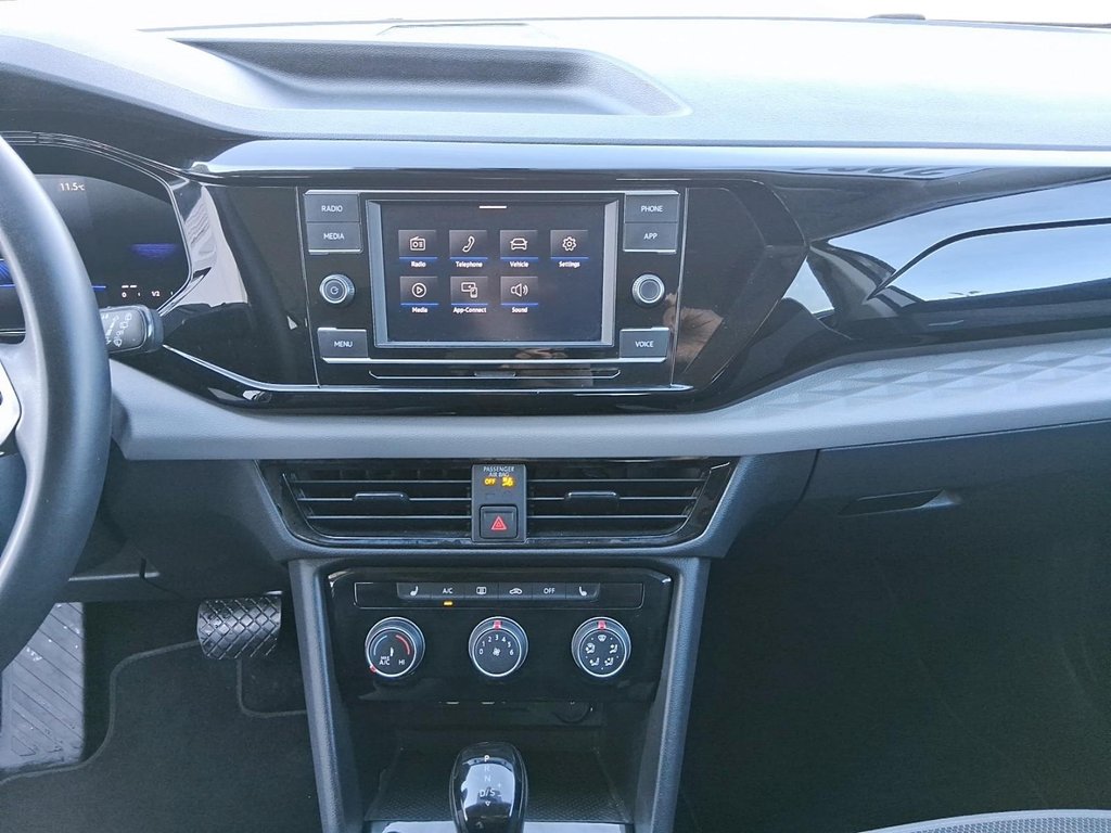 2024 Volkswagen Taos Trendline 1.5T 8sp at w/ Tip in Stratford, Ontario - 15 - w1024h768px