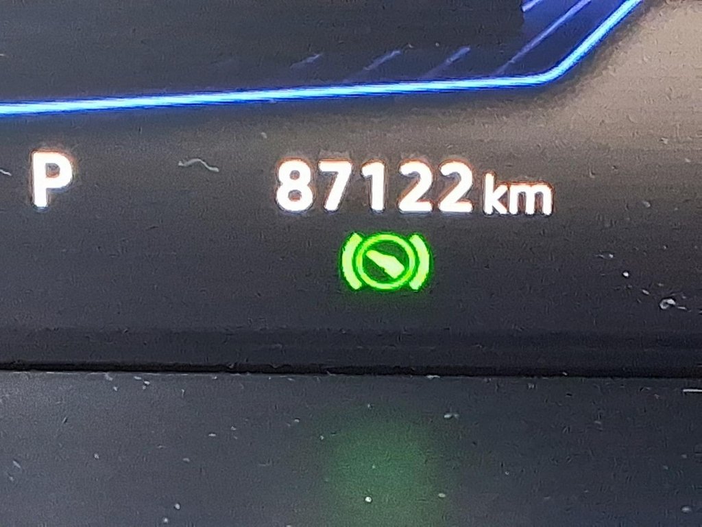 2024 Volkswagen Taos Trendline 1.5T 8sp at w/ Tip in Stratford, Ontario - 13 - w1024h768px