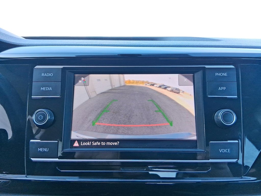 2024 Volkswagen Taos Trendline 1.5T 8sp at w/ Tip in Stratford, Ontario - 18 - w1024h768px