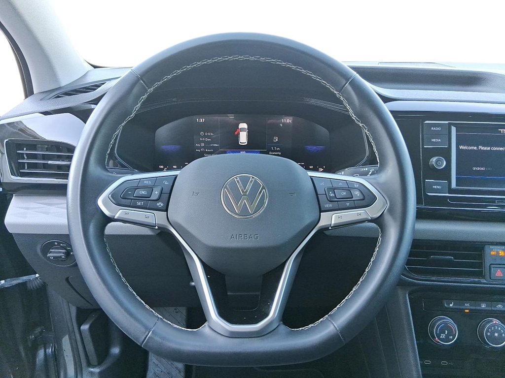 2024 Volkswagen Taos Trendline 1.5T 8sp at w/ Tip in Stratford, Ontario - 12 - w1024h768px