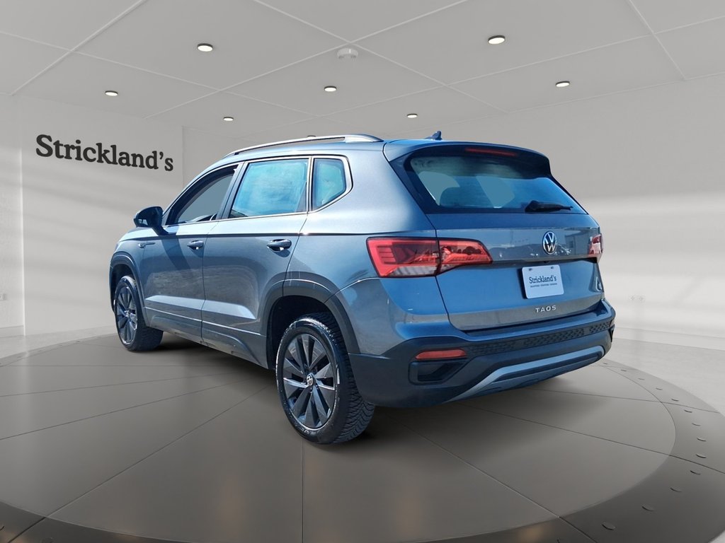 2024 Volkswagen Taos Trendline 1.5T 8sp at w/ Tip in Stratford, Ontario - 4 - w1024h768px