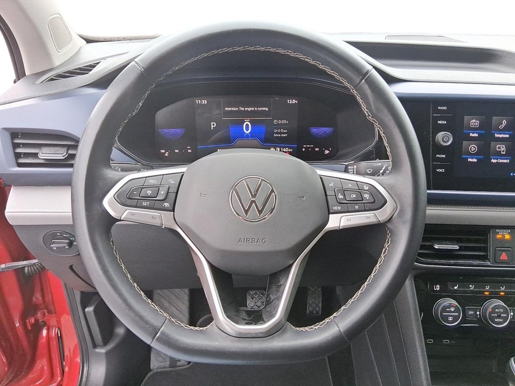 2024 Volkswagen Taos Comfortline 1.5T 8sp w/ Tip FWD in Stratford, Ontario - 12 - w1024h768px